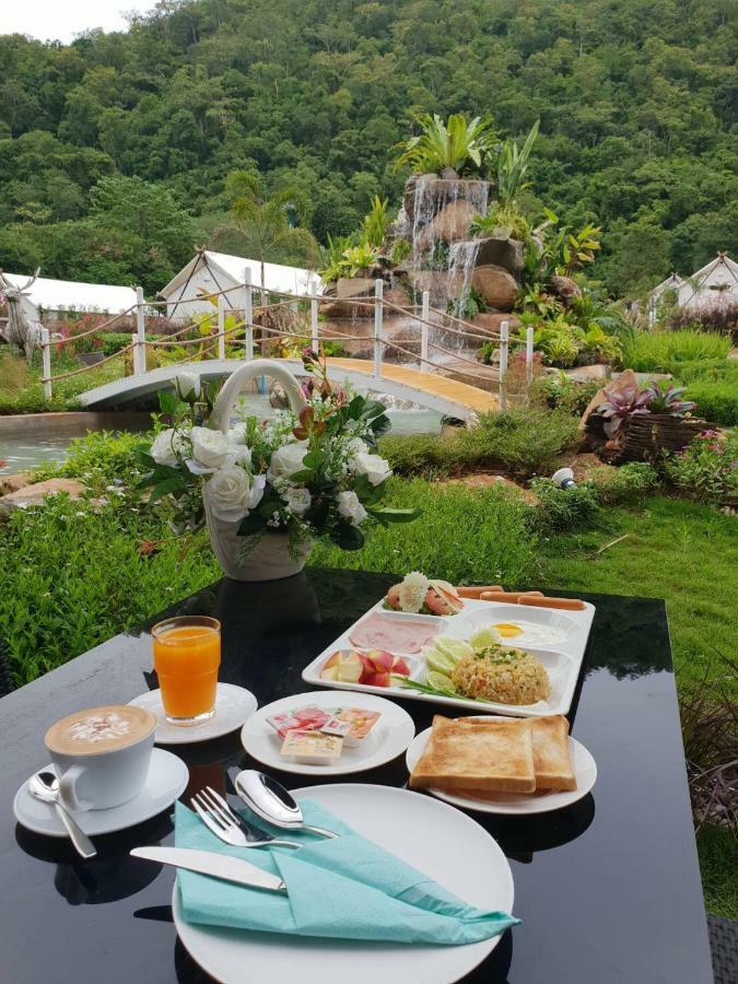 Mont Blanc Glamping Khao Yai Hotel Khao Yai National Park Buitenkant foto